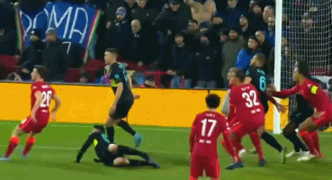 字母哥缺阵进攻受阻！波蒂斯扛起进攻大旗，雄鹿仅得101分