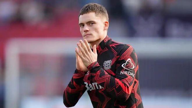 鲁媒：彭啸脚踝韧带损伤，预计要先恢复两周再进行下一步治疗