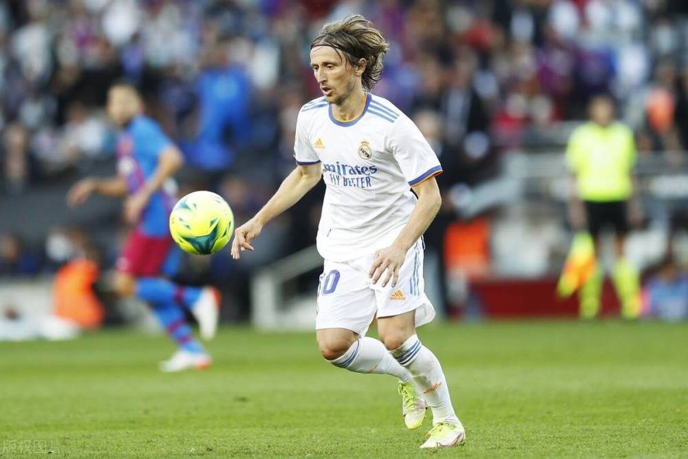 杰伦·布朗本赛季已砍3次40+，追平生涯单赛季最高纪录